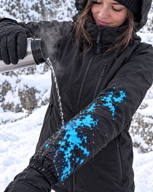 Reactive Jacket worn on the mountain